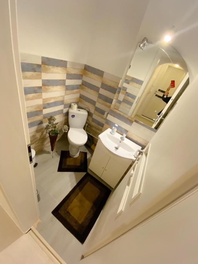 Premium White House Bucureşti